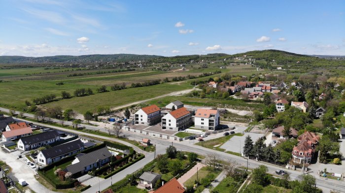 aszofoilakasok.hu